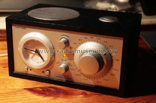 Model Three ; Tivoli Audio; (ID = 2351900) Radio