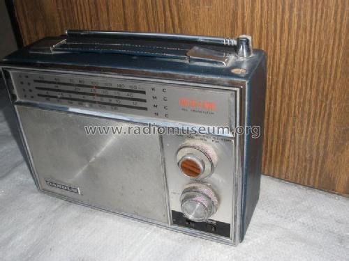 Candle AM/FM 4 Band All Transistor VMSS-1223; Tokyo Transistor (ID = 982200) Radio