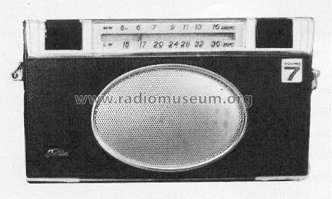 7 P-77 L; Toshiba Corporation; (ID = 263389) Radio