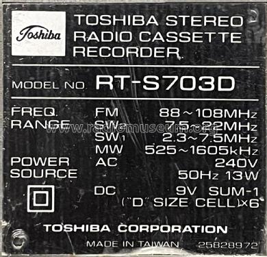 BomBeat 8 - Stereo Radio Cassette Recorder RT-S703D; Toshiba Corporation; (ID = 3065690) Radio