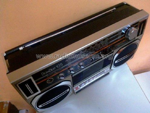 BomBeat 135 Stereo Radio Cassette Recorder RT-135S; Toshiba Corporation; (ID = 2109739) Radio