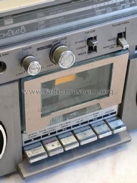 BomBeat 8 - Stereo Radio Cassette Recorder RT-S713D; Toshiba Corporation; (ID = 1768232) Radio