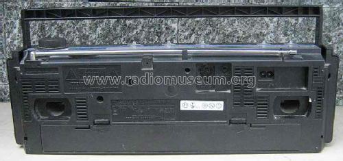 Stereo Radio Cassette Recorder RT-8016; Toshiba Corporation; (ID = 765331) Radio