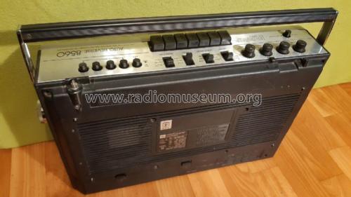 Stereo Radio Cassette Recorder RT 8560S; Toshiba Corporation; (ID = 2643372) Radio