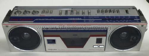 FM/SM/MW/LW Stereo Radio Cassette Recorder RT-S652; Toshiba Corporation; (ID = 1444809) Radio