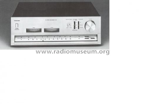 ST420; Toshiba Corporation; (ID = 543729) Radio