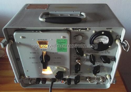 RF Signal Generator Set AN/URM-25D; MILITARY U.S. (ID = 1525711) Ausrüstung