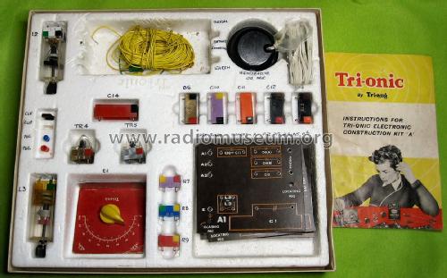 Tri-onic Electronic Construction Kits A; Tri-ang - Minimodels (ID = 2303364) Bausatz