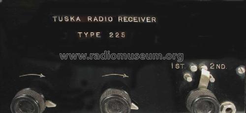 225 ; Tuska Co., The C.D.; (ID = 302834) Radio