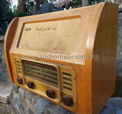 Courier RCD; Ultimate Brand, (ID = 2948068) Radio