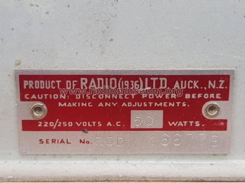 Courier RCD; Ultimate Brand, (ID = 2948073) Radio