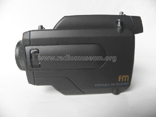 Portable FM Receiver in Camcorder style Art.Nr. 222.537; UNBEKANNTE FIRMA D / (ID = 1249113) Radio