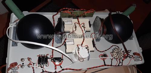 Stereo-Outputmeter Leistungsmessgerät, z.B. für Tonband-Geräte, Autoradios; UNBEKANNTE FIRMA D / (ID = 2898346) Equipment