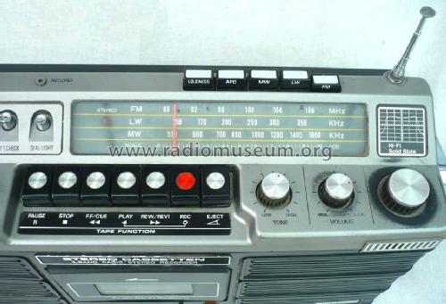 4-Band Stereo-Radio-Cassette-Recorder TU-3000FLS; Unisef; Tokyo (ID = 1667099) Radio