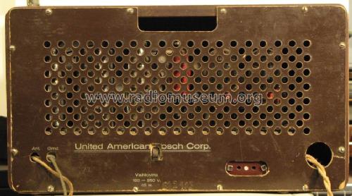 519 ; United American (ID = 425578) Radio