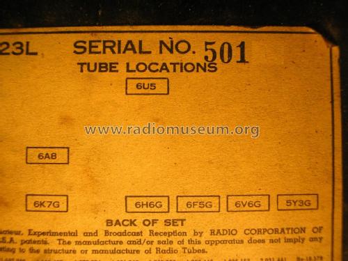 823L; United American (ID = 2996000) Radio