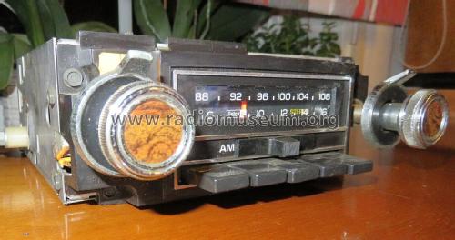 70HFM1; United Motors (ID = 2861191) Car Radio