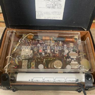 Craftmaster Four Band 14 Transistor Solid State AFC 1670 ; Unknown - CUSTOM (ID = 2770973) Radio