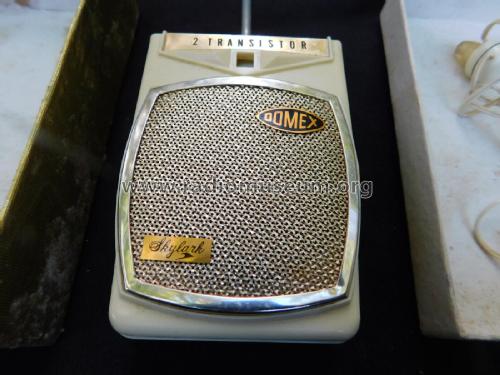 Domex Skylark 2 Transistor Boy's Radio ATR-25; Unknown - CUSTOM (ID = 2952895) Radio