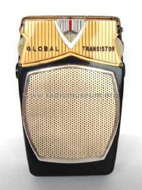 Beautiful Red GLOBAL GR-711 Vintage Transistor Radio Made In Japan  UNTESTED!