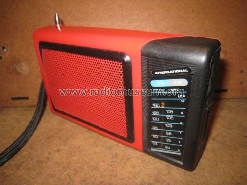 International OA882; Unknown - CUSTOM (ID = 1925805) Radio