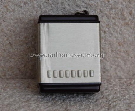 Micro Radio Mundial España 82 ; Unknown - CUSTOM (ID = 1419055) Radio