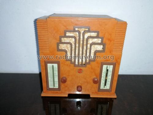 Miniature Philips 528; Unknown - CUSTOM (ID = 2755434) Radio