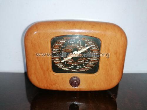 Miniature Savigliano Ovetto 103; Unknown - CUSTOM (ID = 2755183) Radio