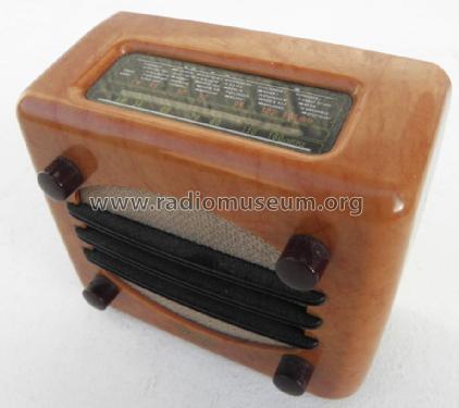 Miniature Unda 532 ; Unknown - CUSTOM (ID = 2171231) Radio