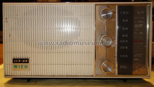 Wien ; Unknown - CUSTOM (ID = 1803316) Radio