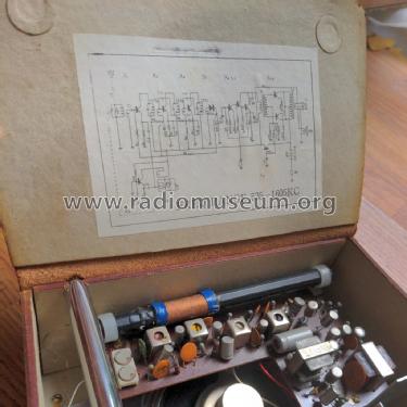 Play-Rite 10 Transistor Long Distance; Unknown - CUSTOM (ID = 2823401) Radio