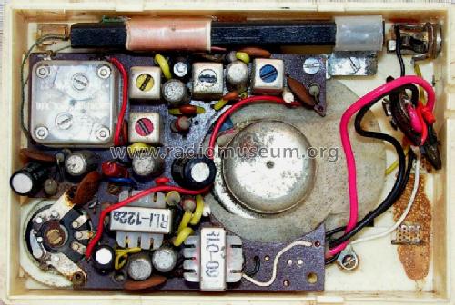 Republic 6 Transistor Q164; Unknown - CUSTOM (ID = 1038754) Radio