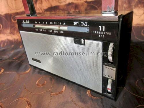 Richard 8 Deluxe TPR-820; Unknown - CUSTOM (ID = 1380617) Radio