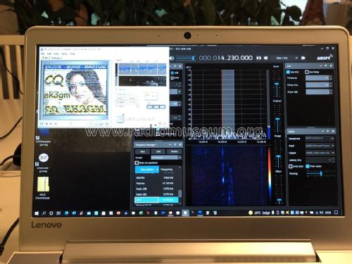 RTL-SDR V.3; Unknown - CUSTOM (ID = 2672510) Radio