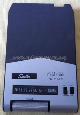 Satellite Solid State FM Tuner to Eight 8-Track HD-1404; Unknown - CUSTOM (ID = 2700412) Radio