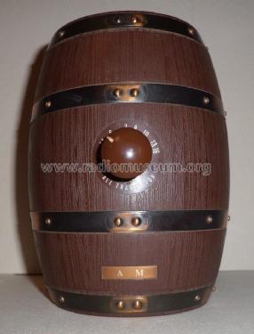 Schlitz Beer Keg Barrel AM Radio ; Unknown - CUSTOM (ID = 1742120) Radio