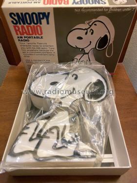Snoopy Radio 351; Concept 2000 Hong (ID = 2818206) Radio