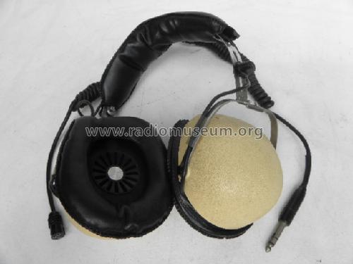 Stereo Head Phones CIS300; Unknown - CUSTOM (ID = 1534219) Speaker-P