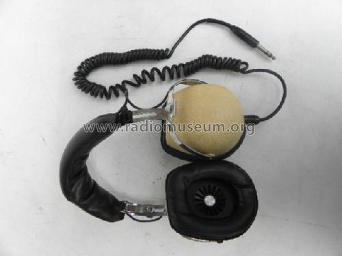 Stereo Head Phones CIS300; Unknown - CUSTOM (ID = 1534220) Speaker-P