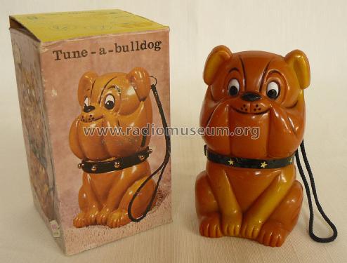 Tune-a-bulldog ; Unknown - CUSTOM (ID = 1407105) Radio