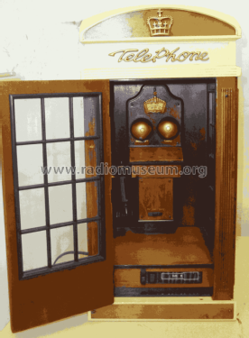 Telephone Booth - Telefonzelle - Telephone Cabin - Phone Box GO AM/FM Classic Lighted Radio; Unknown to us - (ID = 2761268) Radio