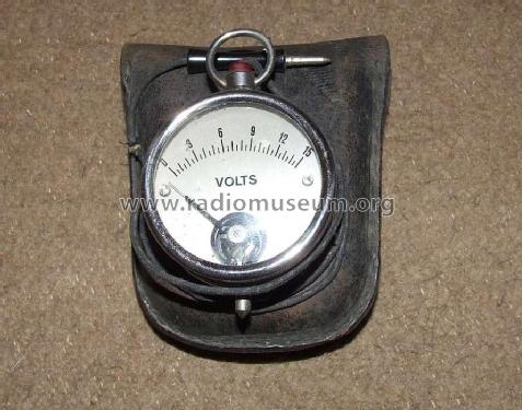 Taschen-Voltmeter unbekannt; Unknown Europe (ID = 487052) Equipment