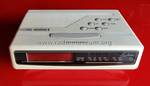 Exclusiv Electronic Uhrenradio 8268; Unknown to us - (ID = 2714377) Radio