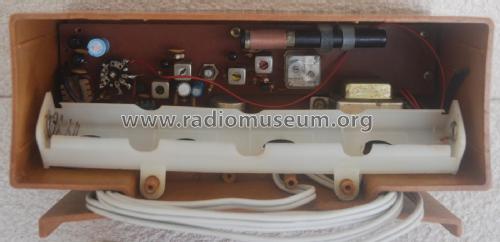 Tomita AM Table Radio 180D; Unknown to us - (ID = 3112955) Radio