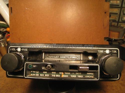 Cooper Auto-eject Cassette Stereo ; Unknown to us - (ID = 2037028) Car Radio