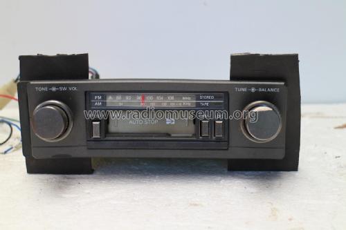 Kmart 82-3000; Kmart Corporation, S (ID = 1823551) Car Radio