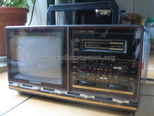 Madison - 5' TV-Cassette Radio CTV 8200; Unknown to us - (ID = 1718242) TV-Radio