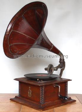 Phonograph general, unknown; Unknown to us - (ID = 1974416) TalkingM