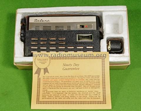 Deluxe 8 Transistor TR-835 ; Valiant Watch Ltd.; (ID = 3081115) Radio