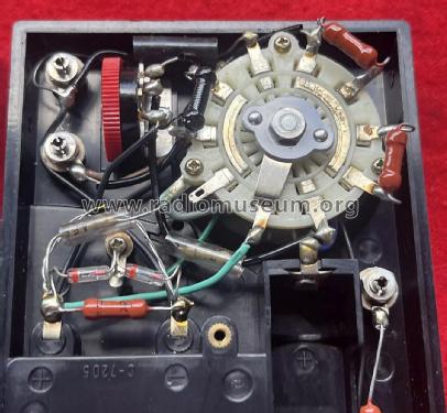 Analog Multimeter VM-25; Vanco-Chicago, Inc.; (ID = 3041226) Equipment